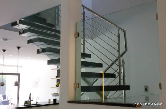 Steel railing with rod system
