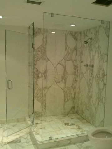 Floor to celing frameless shower